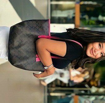Éva, 28 ans