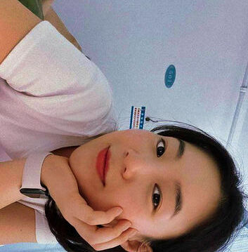 Victoria, 25 ans